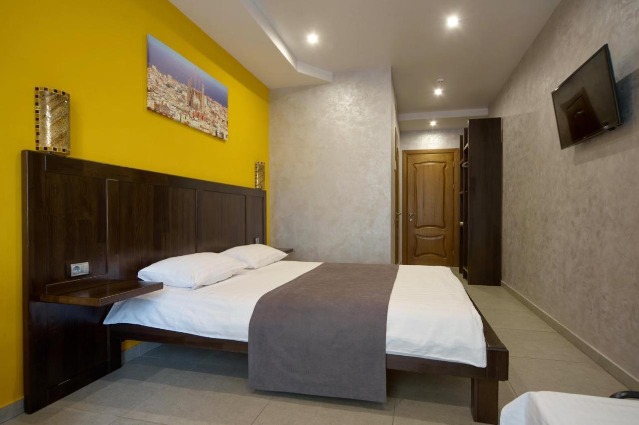 Gaudi Stylish Hotel Odesa Exterior foto